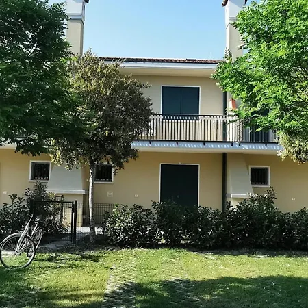 דירה Charming With Swimming Pool Near The ביביונה