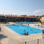 Charming With Swimming Pool Near The Apartment Bibione