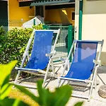 Charming With Swimming Pool Near The * ביביונה
