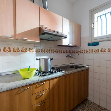 Charming House Near The With Pool