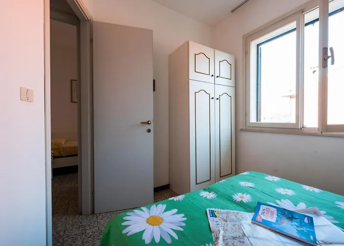 Charming With Swimming Pool Near The *